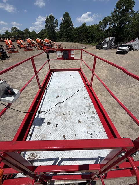 Used 2020 MEC 3084 RT Scissor Lift