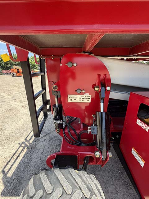 Used 2020 MEC 3084 RT Scissor Lift