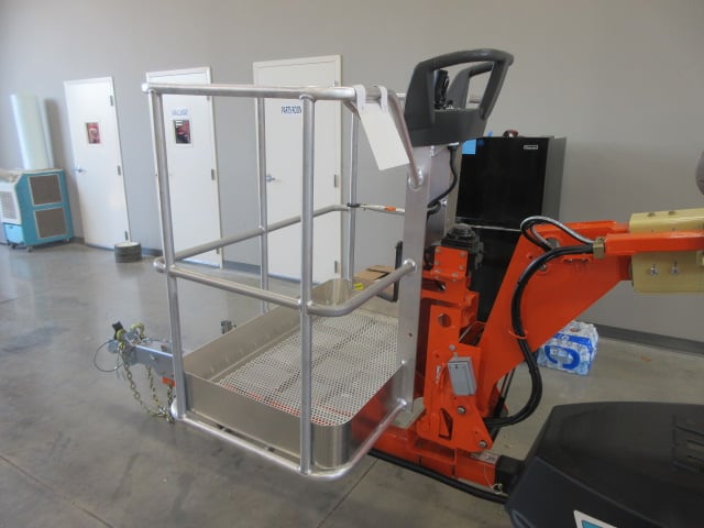 New 2026 JLG ET350 Towable Boom Lift