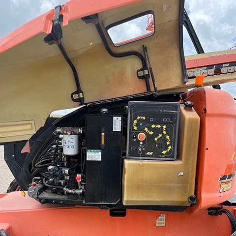 Used 2013 JLG 600AJ Articulating Boom Lift