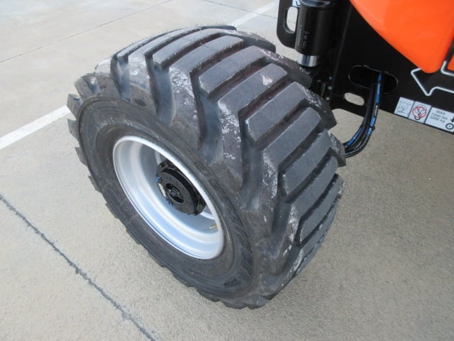 New 2026 JLG 450AJ Articulating Boom Lift