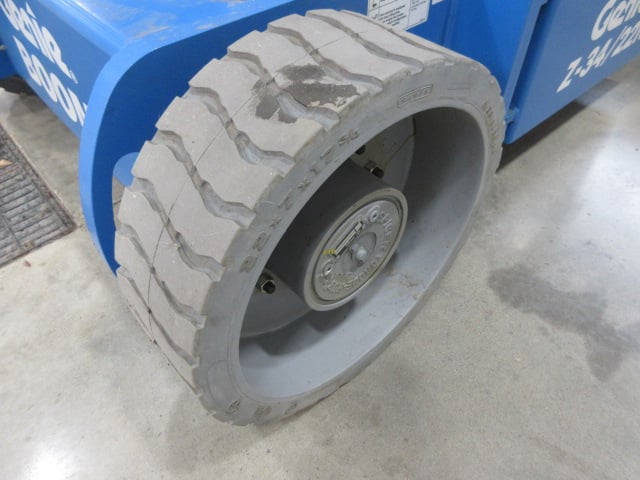 New 2026 GENIE Z-34/22N Articulating Boom Lift