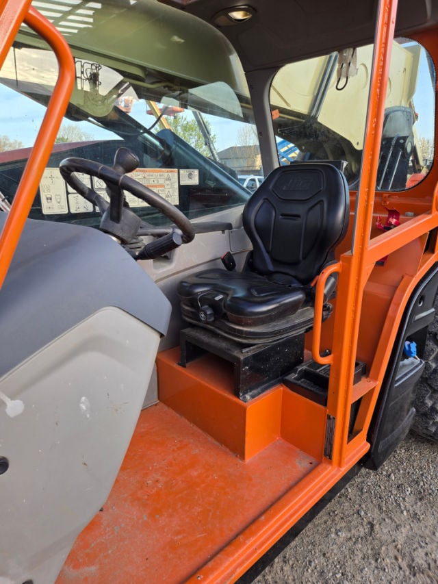 Used 2019 JLG 1055 Telehandler Forklift