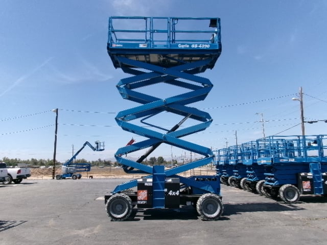 Used 2022 GENIE GS-4390 RT Scissor Lift