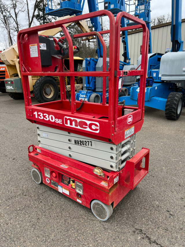 Used 2020 MEC 1330 SE Scissor Lift