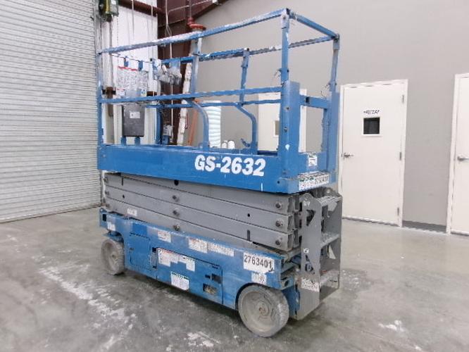 Used 2018 GENIE GS-2632 Scissor Lift, photo 4