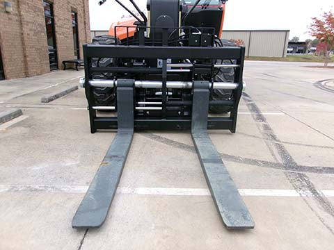 New 2026 JLG 2733 Telehandler Forklift