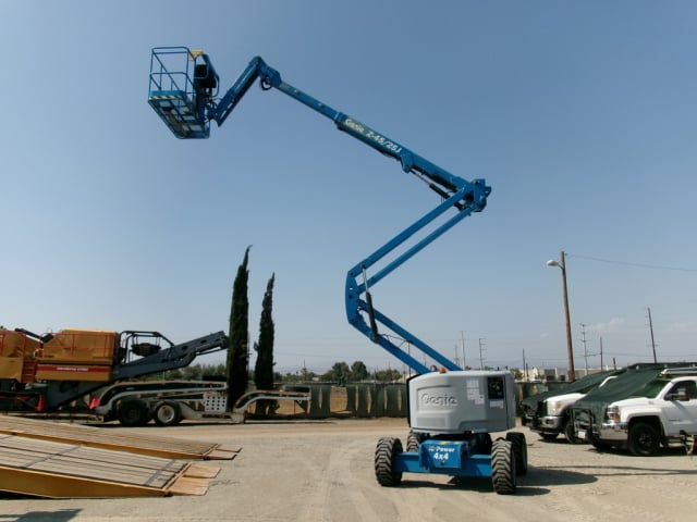 Used 2017 GENIE Z-45/25J RT Articulating Boom Lift