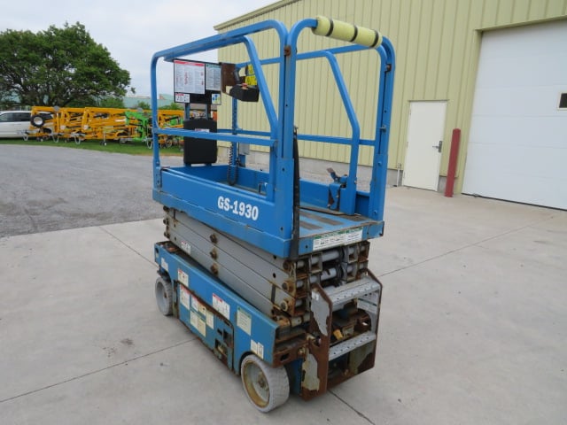 Used 2017 GENIE GS-1930 Scissor Lift