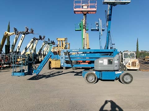 Used 2016 GENIE Z-45/25J DC Articulating Boom Lift