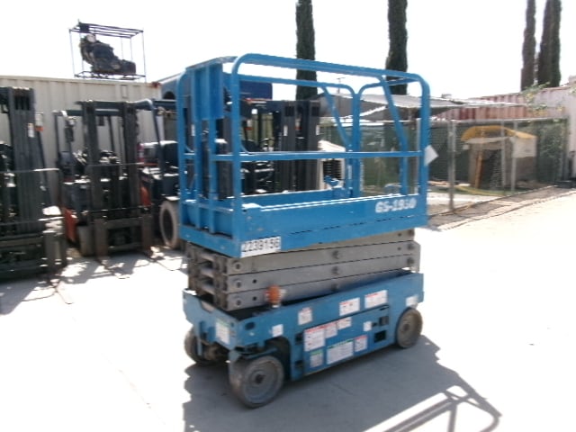 Used 2015 GENIE GS-1930 Scissor Lift