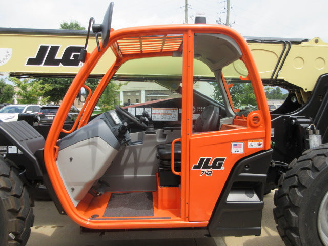 New 2026 JLG 742 Telehandler Forklift