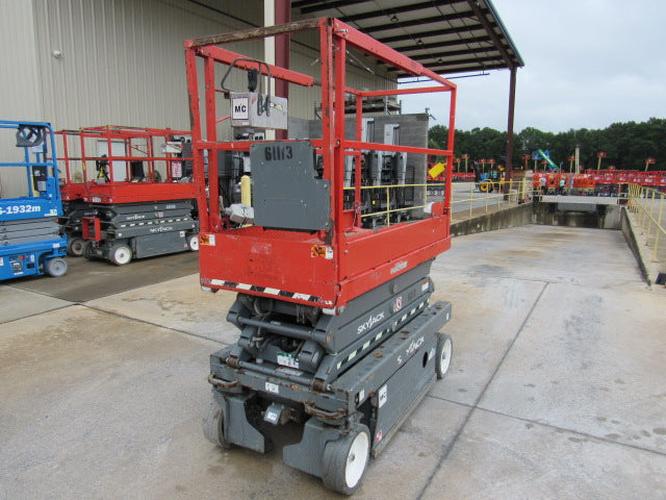 Used 2020 SKYJACK SJ3219 Scissor Lift, photo 2