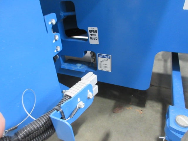 New 2025 GENIE Z-34/22N Articulating Boom Lift