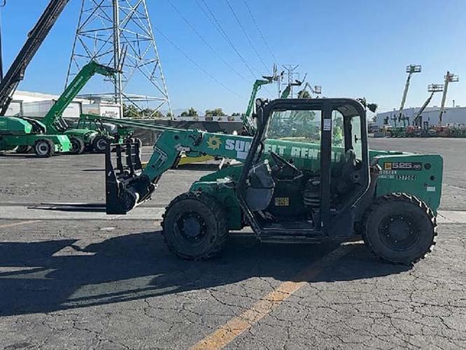 Used 2016 JCB 525-60 Telehandler Forklift, photo 2