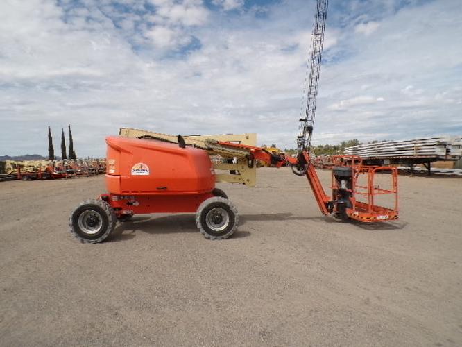 Used 2019 JLG 450AJ Articulating Boom Lift, photo 4