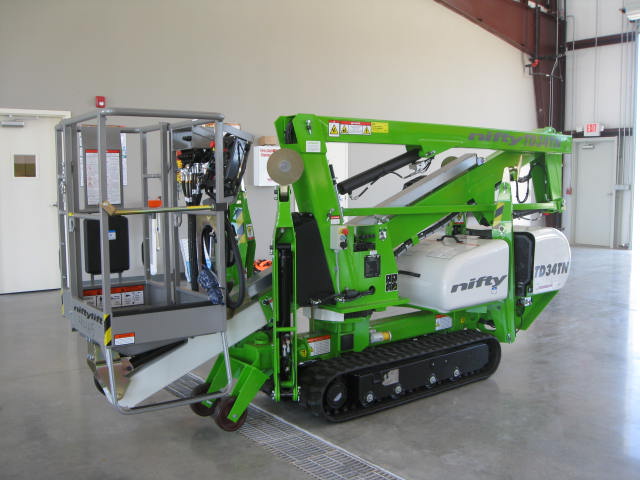 New 2025 NIFTYLIFT TD34TDAC Tracked-Drive Boom Lift