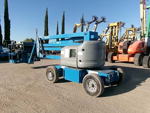 Used 2016 GENIE Z-45/25J DC Articulating Boom Lift