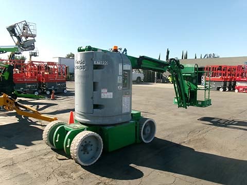 Used 2016 GENIE Z-30/20N RJ Articulating Boom Lift