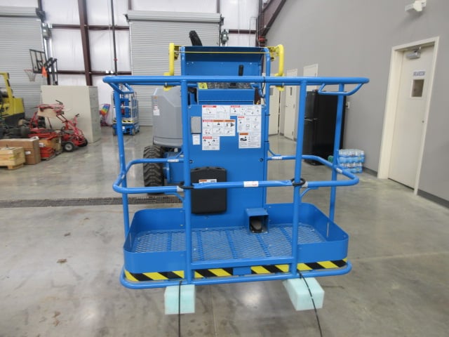 New 2026 GENIE Z-34/22 RT Articulating Boom Lift
