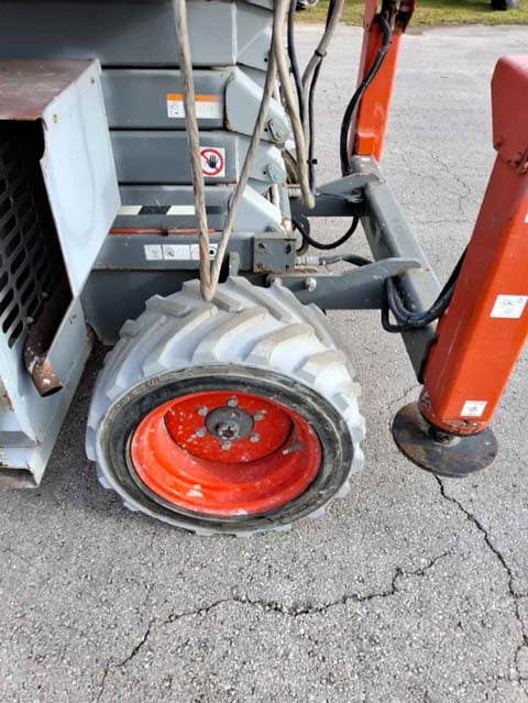 Used 2019 SKYJACK SJ6832 RT Scissor Lift