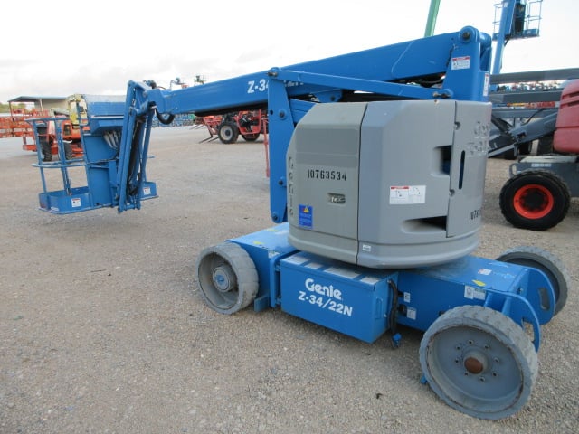 Used 2018 GENIE Z-34/22N Articulating Boom Lift