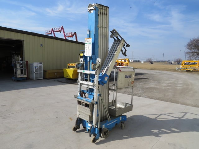 Used 2009 GENIE AWP-40S Aerial Work Platform