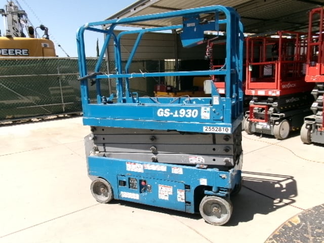 Used 2017 GENIE GS-1930 Scissor Lift