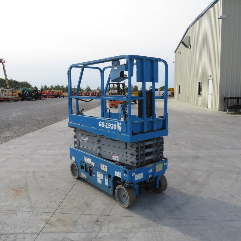 Used 2019 GENIE GS-1930 Scissor Lift, photo 4