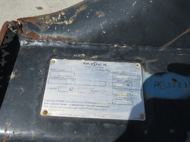 SKYJACK QT 96” BUCKET ATTACHMENT Used Standard Telehandler Quick-Attach