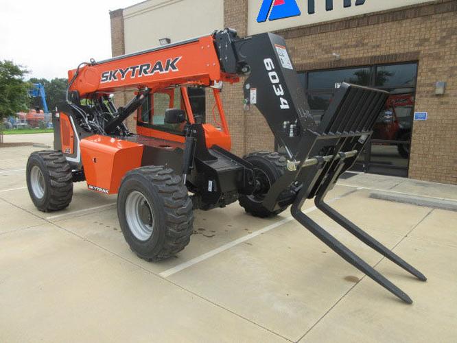 New 2026 SKYTRAK 6034 Telehandler Forklift, photo 4