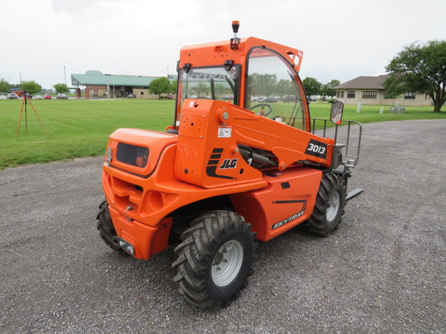 New 2025 SKYTRAK 3013 Telehandler Forklift