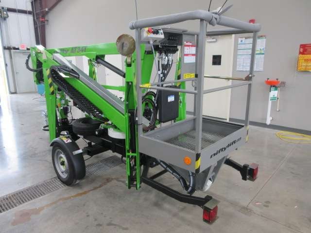 New 2025 NIFTYLIFT AT34TGE Towable Boom Lift