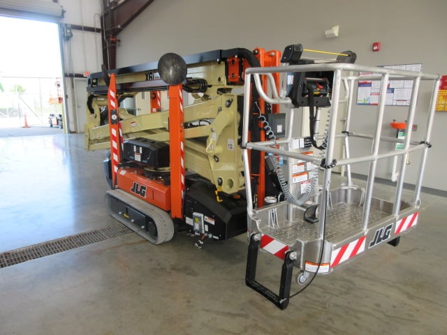 New 2026 JLG X600AJ Tracked-Drive Boom Lift