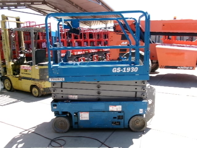 Used 2017 GENIE GS-1930 Scissor Lift