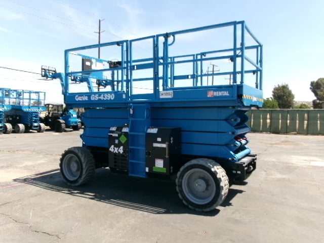 Used 2022 GENIE GS-4390 RT Scissor Lift
