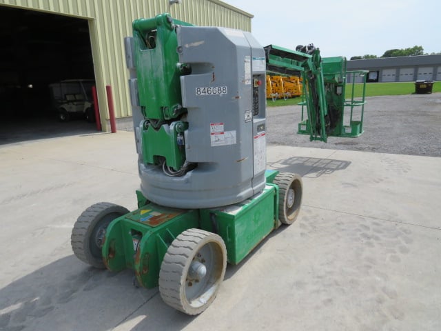 Used 2016 GENIE Z-30/20N RJ Articulating Boom Lift