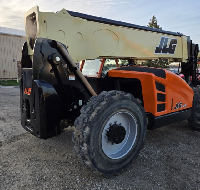 Used 2019 JLG 1055 Telehandler Forklift
