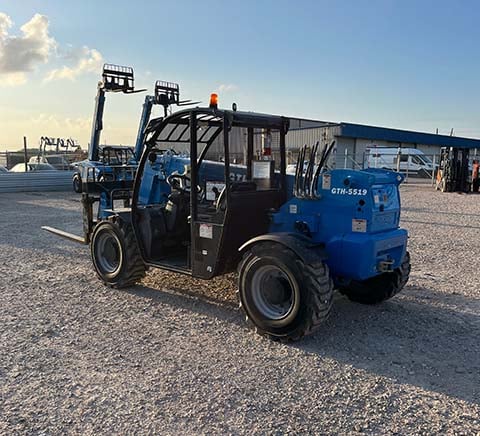 Used 2018 GENIE GTH-5519 Telehandler Forklift