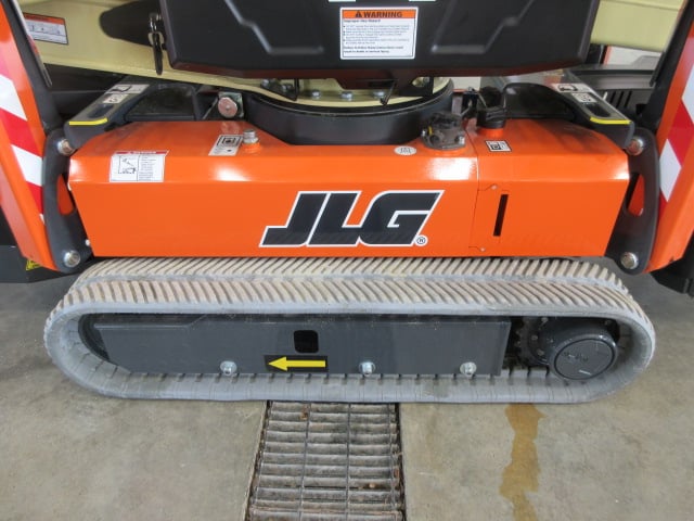 New 2026 JLG X600AJ Tracked-Drive Boom Lift