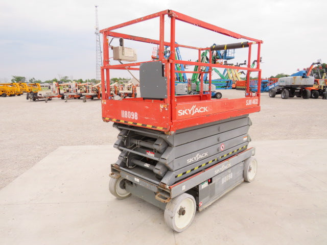 Used 2014 SKYJACK SJ4632 Scissor Lift