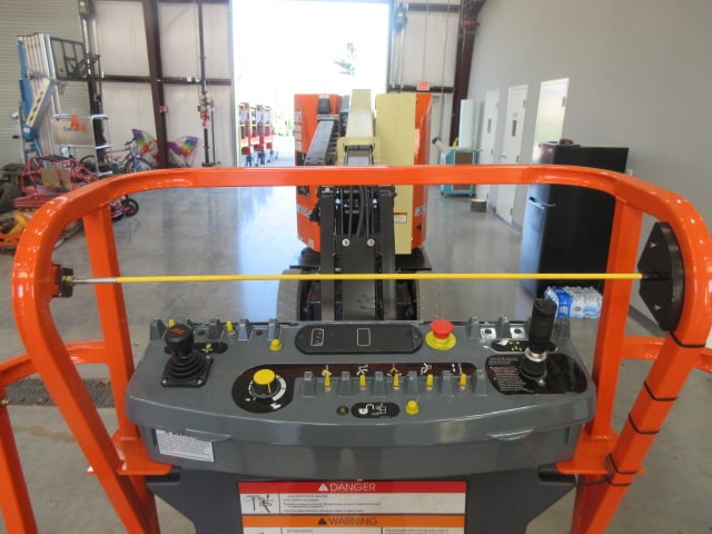 New 2026 JLG E300AJP Articulating Boom Lift