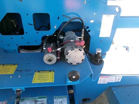 Used 2016 GENIE Z-45/25J DC Articulating Boom Lift