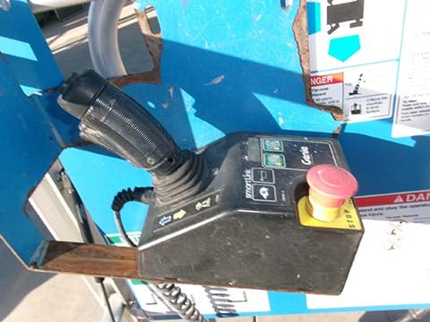 Used 2016 GENIE GR-20 Vertical Mast Boom Lift