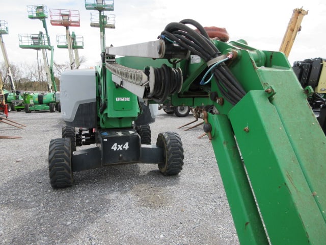 Used 2016 GENIE Z-62/40 Articulating Boom Lift