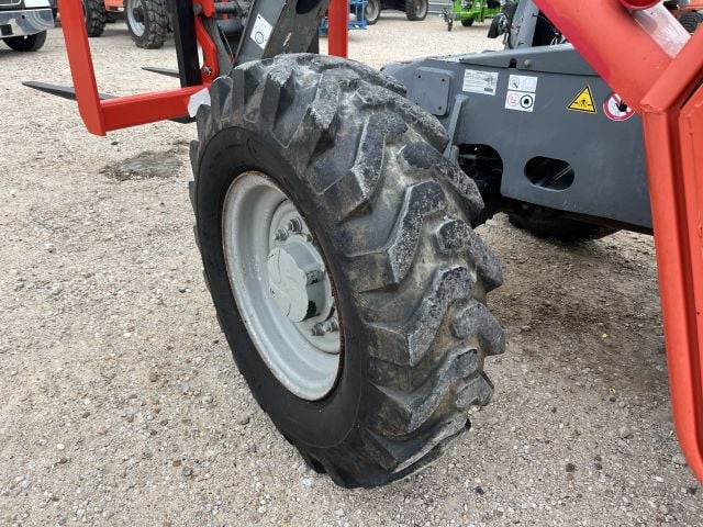 Used 2019 SKYJACK SJ843 TH Telehandler Forklift