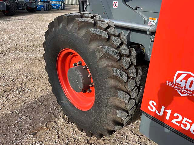 New 2025 SKYJACK SJ1256 THS Telehandler Forklift