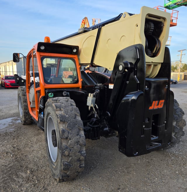 Used 2019 JLG 1055 Telehandler Forklift