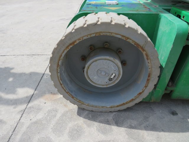 Used 2016 GENIE Z-30/20N RJ Articulating Boom Lift