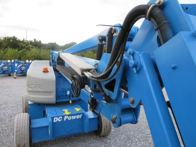 Used 2016 GENIE Z-45/25J DC Articulating Boom Lift